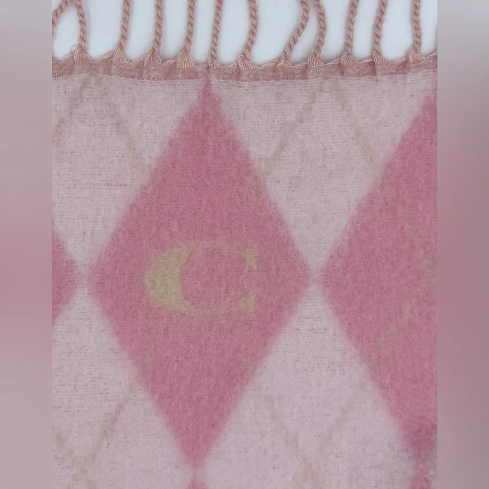 Coach CE486 Wool Blend Argyle Scarf/Wrap Pink & Camel | 83% Wool